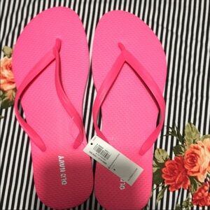 Brand newold navyflip flop color ultra pink size 8